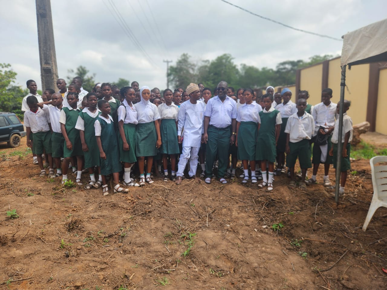 Iwoye Ijesa Grammar School students and staff gathered on campus